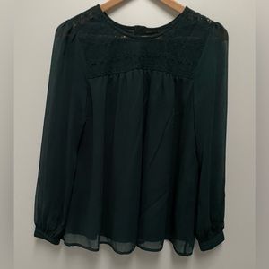 Women’s Long Sleeves Blouse Color: Dark Green Size: 6